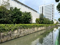 Space 18 (D12), Warehouse #504445431